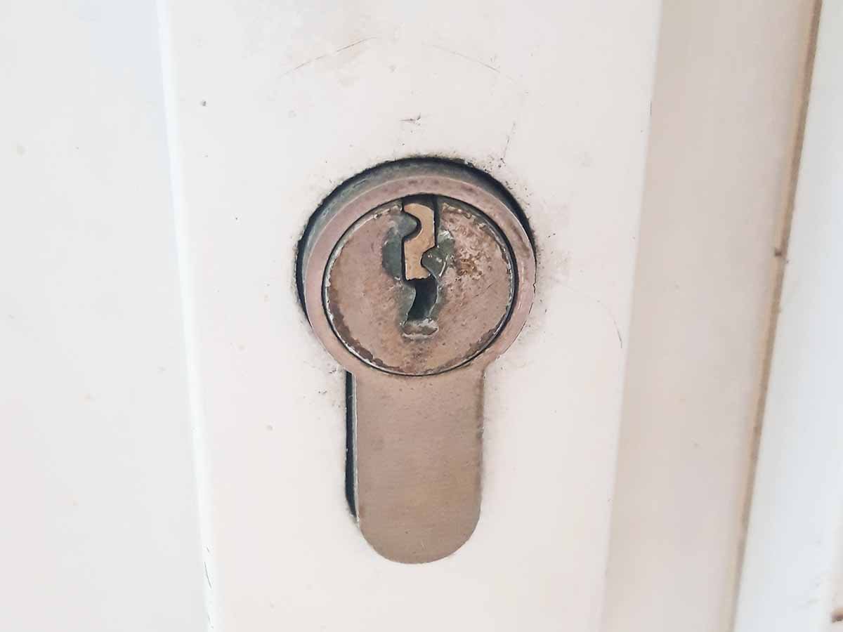 key broken in upvc door lock