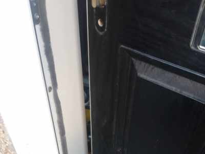 Unjammed composite door